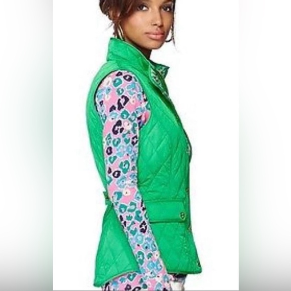 Lilly Pulitzer Getaway Quilted Vest in Jade green color gold-toned buttons XXS - Picture 2 of 14